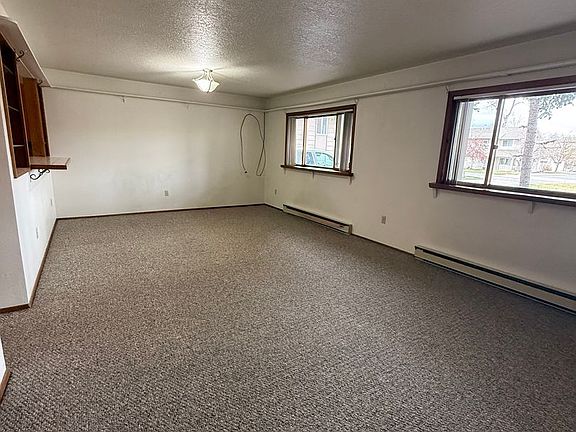 2nd image of 1720 W Olive St #A