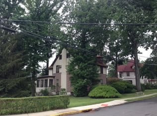 284 Bluff Rd, Fort Lee, NJ 07024