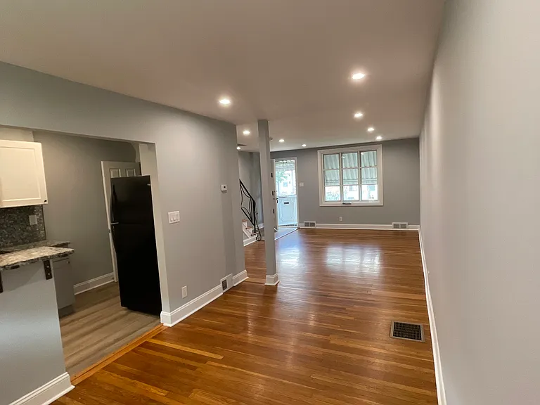 4712 Lansing St — Photo 18