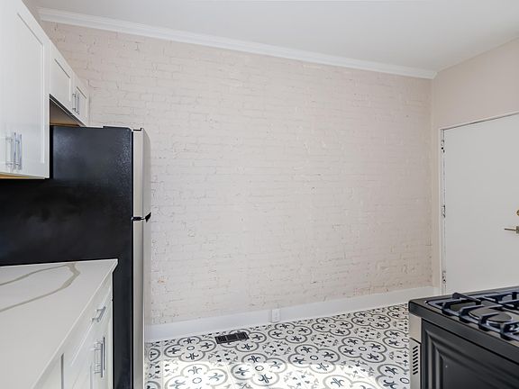 3rd image of 4258 Shaw Blvd APT 1W