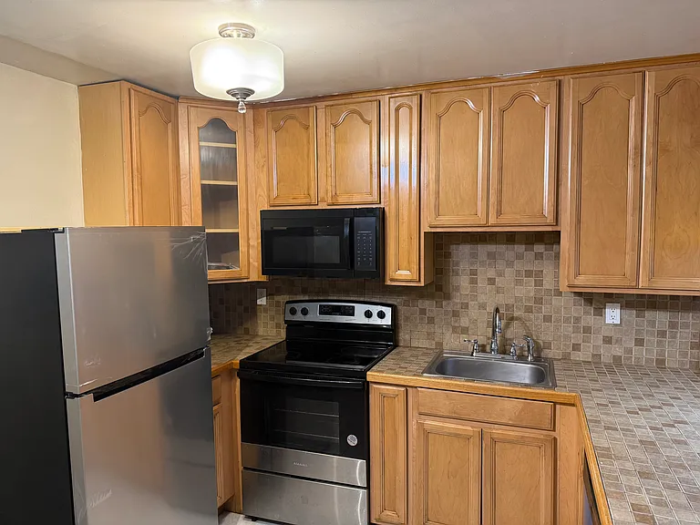 820 State Ave #1 — Photo 4