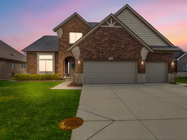 20620 Misty Brook Ct, Macomb, MI 48044