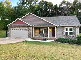 113 Orchard Spring Dr, Inman, SC 29349