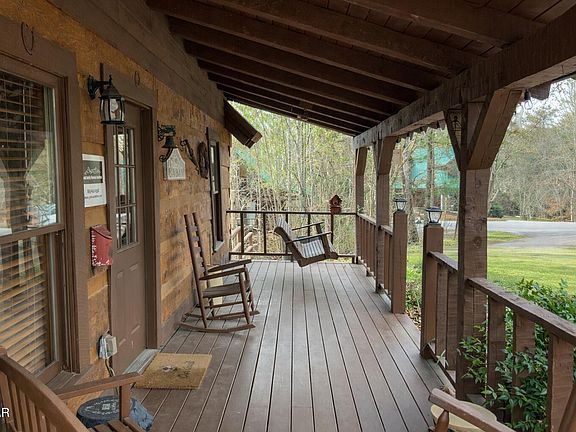 5th image of 2039 Piney Overlook Ln