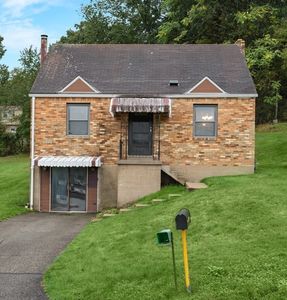121 Ida Dr, Glenshaw, PA, 15116