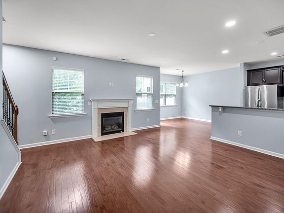 4th image of 149 Torrey Heights Ln
