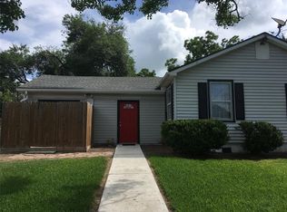 528 W Glenn St, Bellville, TX 77418