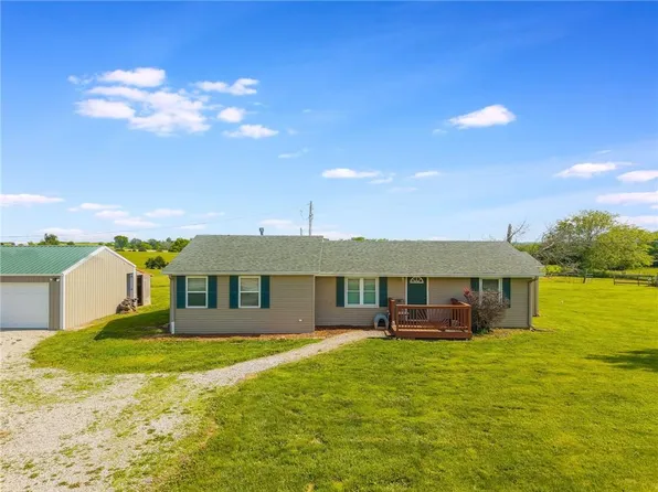 7226 E State Route F, Cowgill, MO 64637