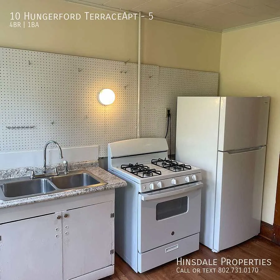 4 bed, $4,000 — Photo 4