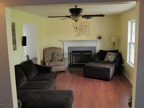 3rd image of 4648 Orchard Ct SW