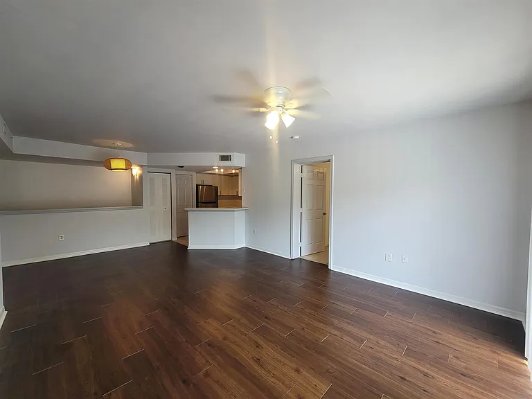 4163 N Haverhill Rd #1204 — Photo 7