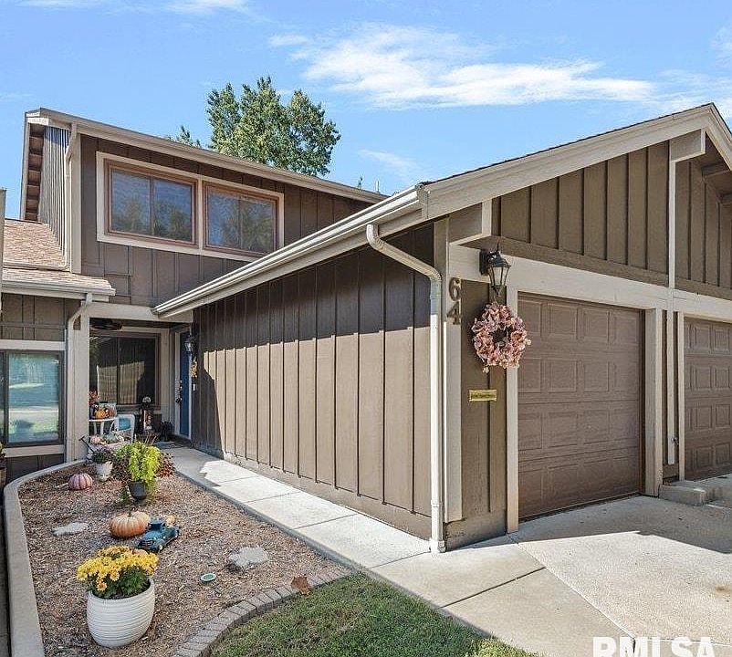 1st image of 64 Trailridge Ln