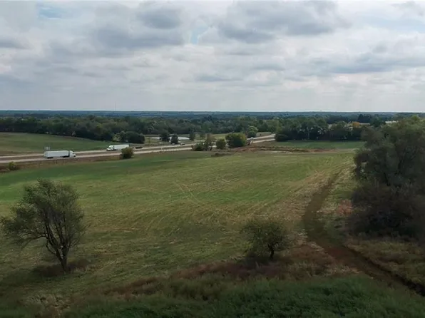 NE Packard Ln, Cameron, MO 64429