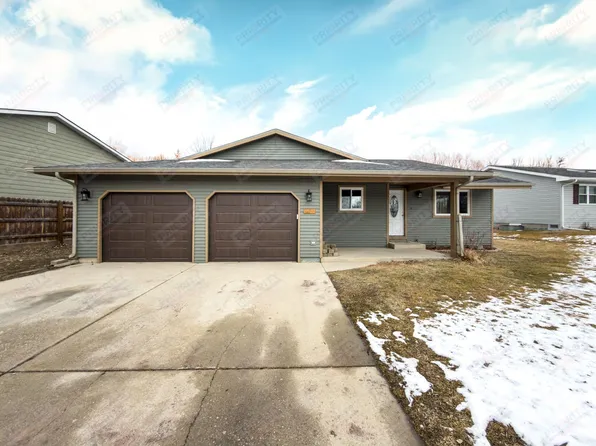6907 Greensburgh Ave, Gillette, WY 82718