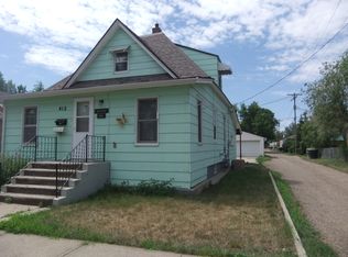 412 E Benham St, Glendive, MT 59330