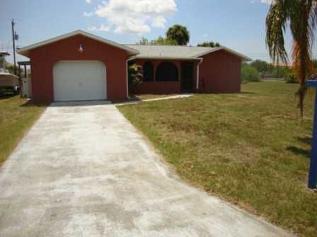 1st image of 2216 NE 21st Pl