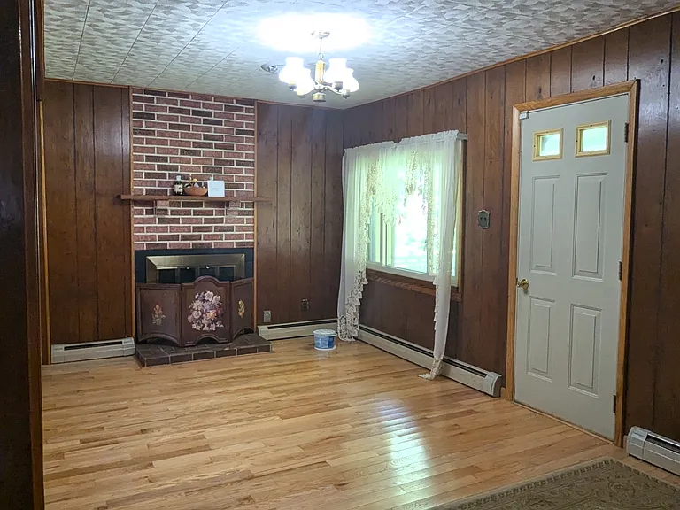 1452 Davisson Run Rd — Photo 6