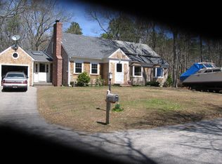 8 Helen Dr, East Falmouth, MA 02536