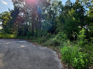 297 White Oak Ln, Lufkin, TX 75904