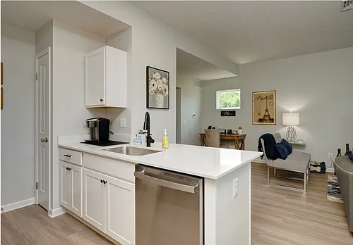 The Townhomes @ Oakridge Glen Photo 1 The Townhomes @ Oakridge Glen Photo 1