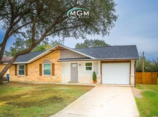 4200 Louise Dr, Beeville, TX 78102