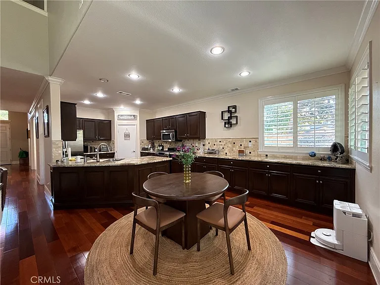 12210 Vista Ct — Photo 16