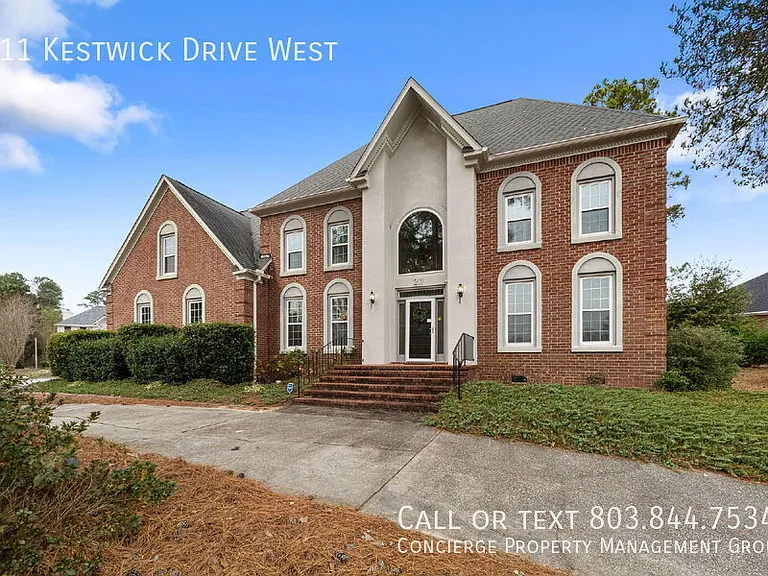 211 Kestwick Dr W — Photo 2