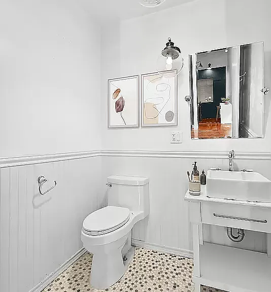 180 Bainbridge St #401 — Photo 9