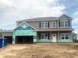 5313 Windbrooke Dr, Tipp City, OH 45371