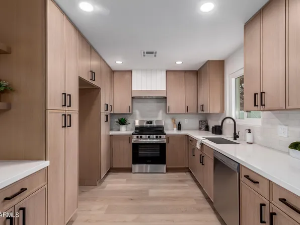 3407 E HUBBELL Street, Phoenix, AZ 85008