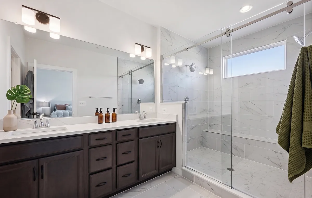 Building Photo - 319 Summit Point Blvd #1A-2A-2B