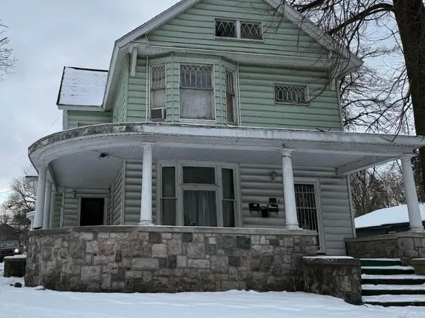 517 W Lexington Ave, Elkhart, IN 46516