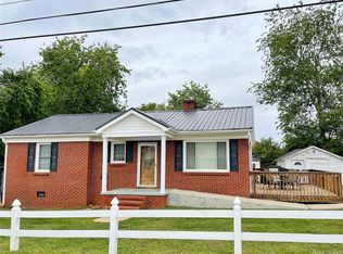 103 Brittain Dr, Morganton, NC 28655