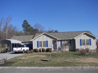 654 Emerald Ave, Seymour, TN 37865