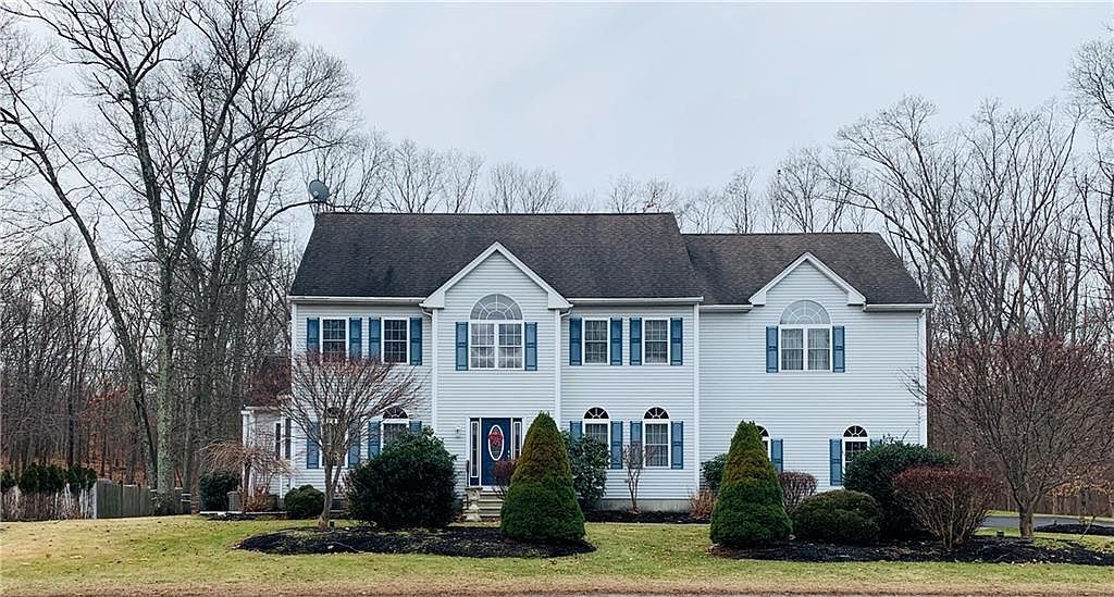 165 Angell Rd, Cumberland, RI 02864 Zillow