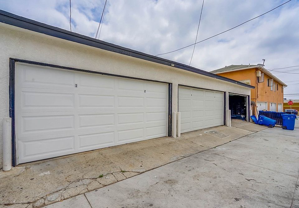 1st image of 10235 Woodworth Ave #3