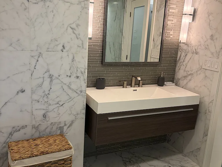 107 Princeton Gate #BASEMENT — Photo 14