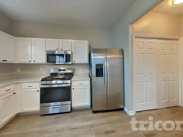 344 Cool Weather Dr — Photo 3