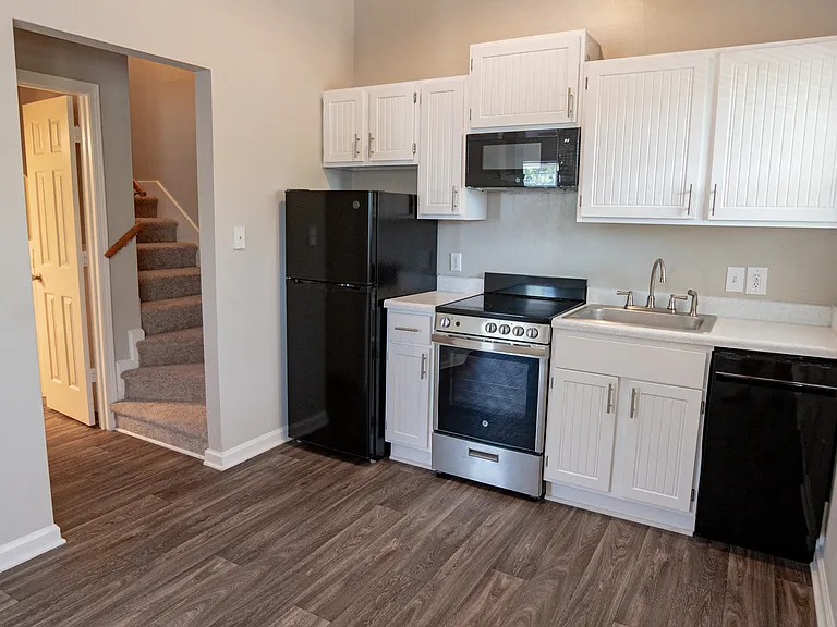 Deerbrook Apartments — Photo 13