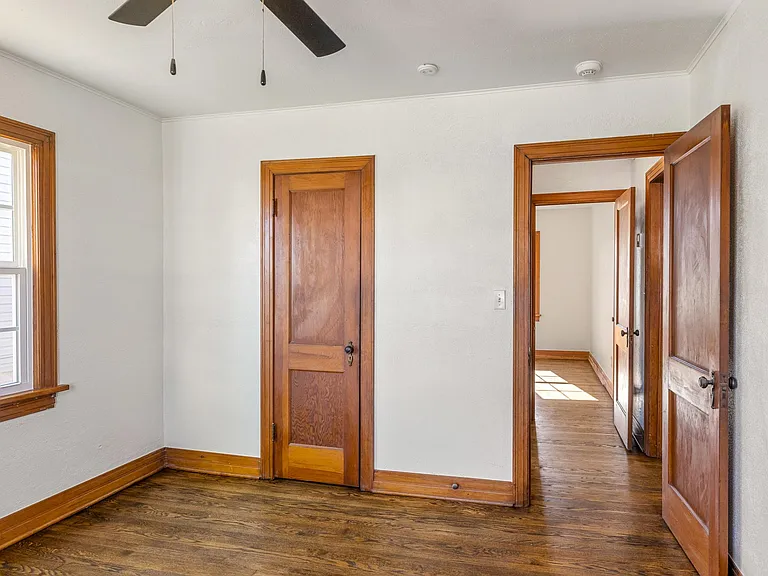 2242 W Eubanks St — Photo 23