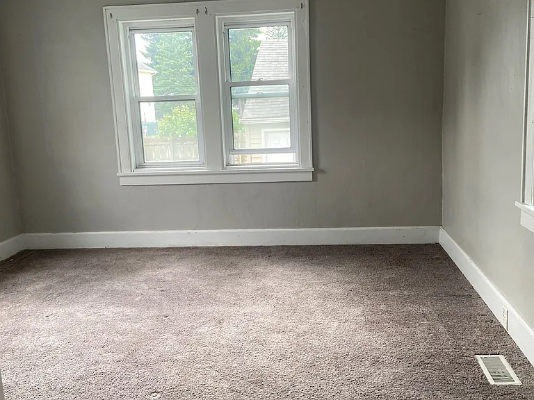 726 N Waterloo St #1 — Photo 7