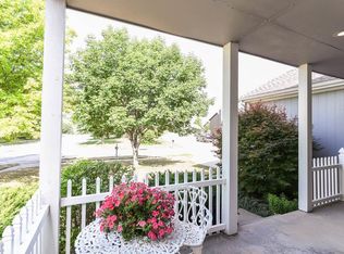 18433 S Juniper St, Gardner, KS 66030