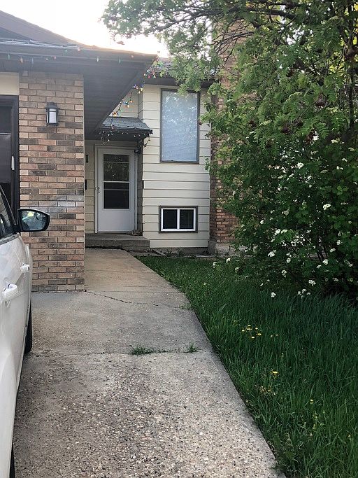 7811 15th Ave NW, Edmonton, AB T6K 2T2 Zillow