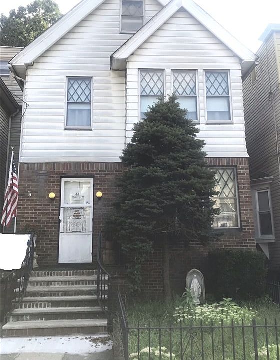 1st image of 45 Condict St