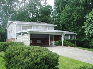 3710 Pin Oak Cir, Doraville, GA 30340