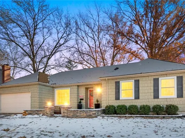 6917 W 100th St, Overland Park, KS 66212