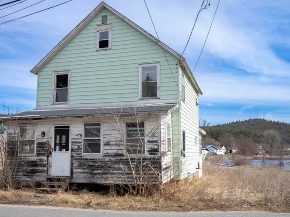 13 Grove Rd, Au Sable Forks, NY 12912