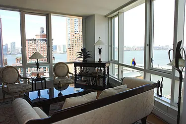 Rented by Verus Real Estate