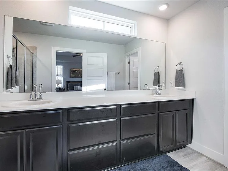 7500 Burnham Pl — Photo 12