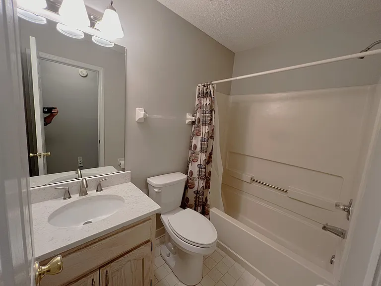 1168 Clear Creek Rd — Photo 12